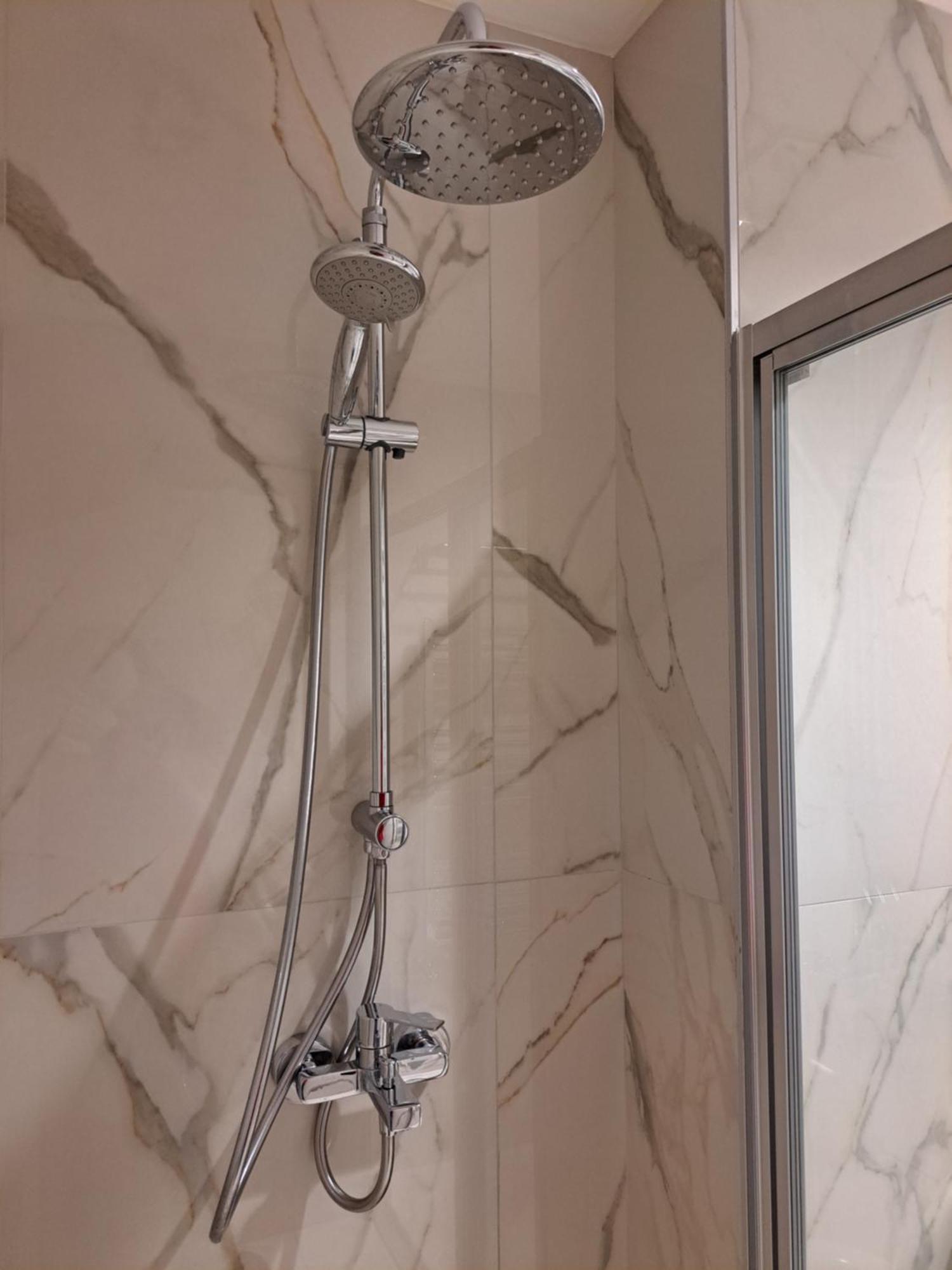 Divine 69 Luxury Apartment, Skopje City - Center, Diamond Residences, Free Parking Esterno foto
