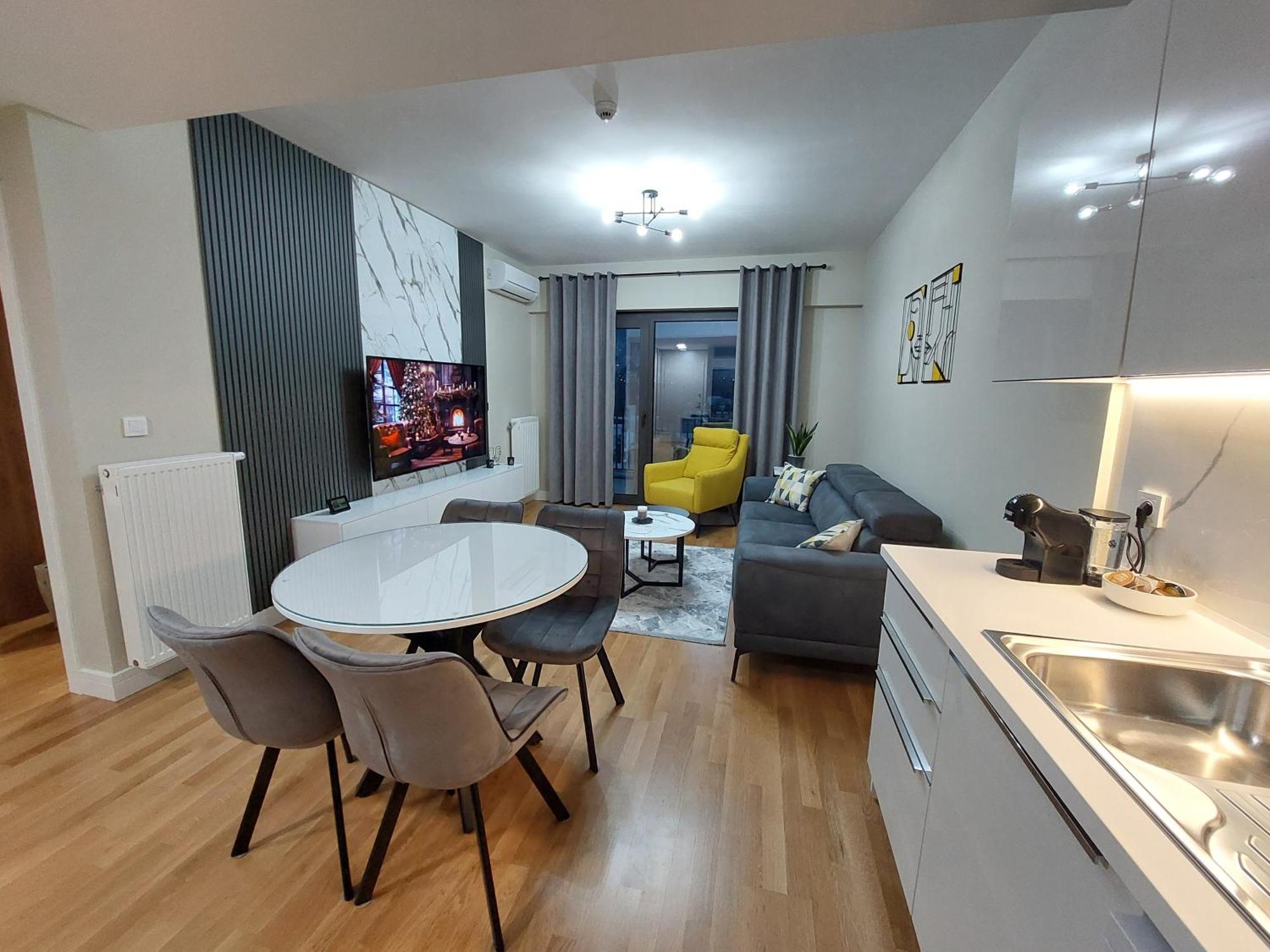 Divine 69 Luxury Apartment, Skopje City - Center, Diamond Residences, Free Parking Esterno foto